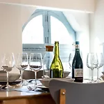 L'escapade - Parking Gratuit - Wifi - Climatisation - Proche Cite - Equipee Lejlighed