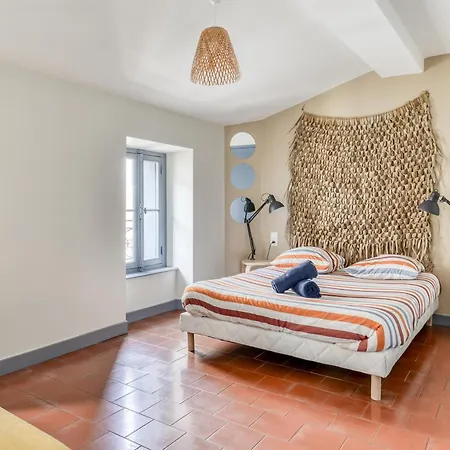 Daire L'escapade - Parking Gratuit - Wifi - Climatisation - Proche Cite - Equipee *