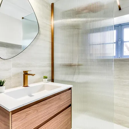 L'escapade - Parking Gratuit - Wifi - Climatisation - Proche Cite - Equipee قرقشونه